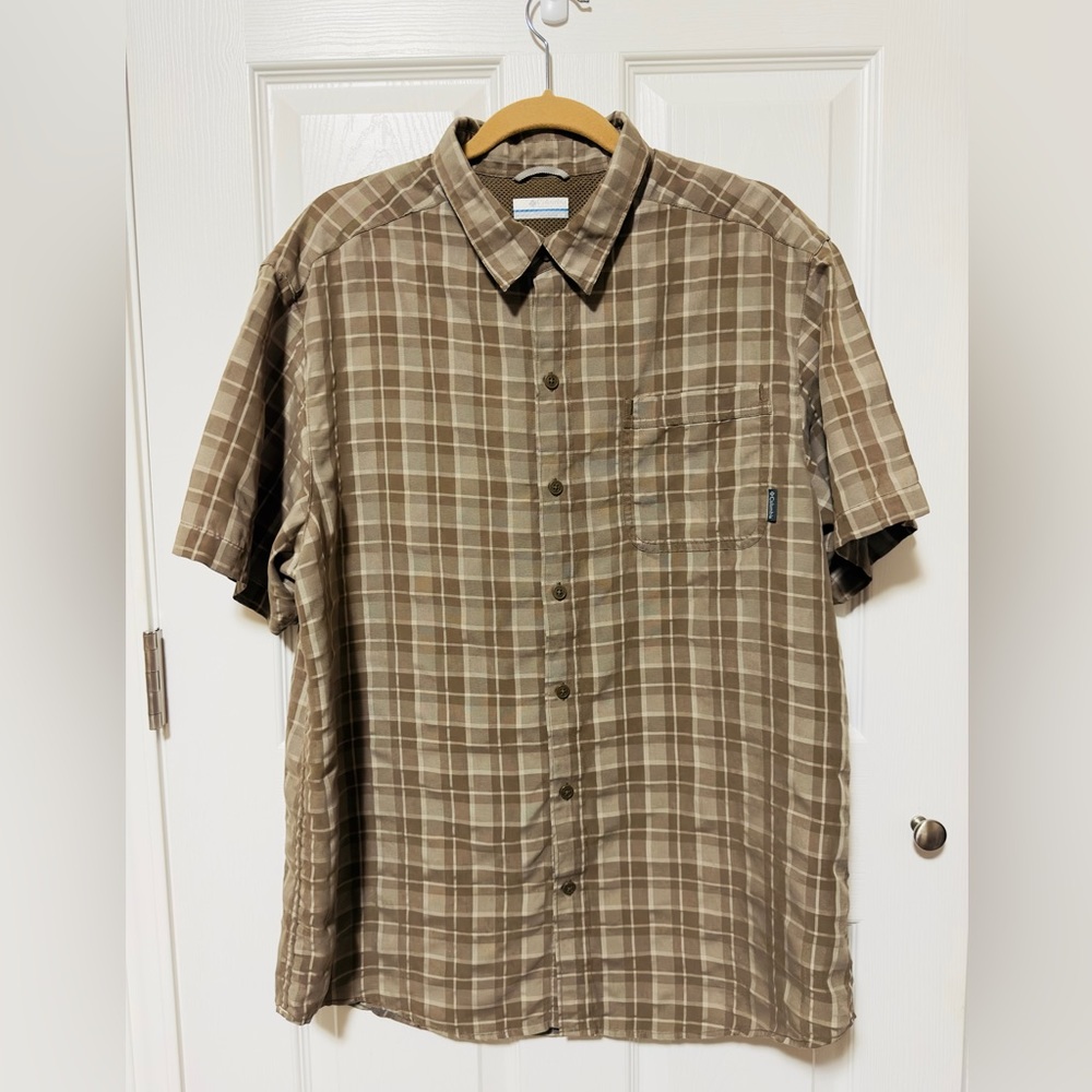 Columbia Shirt Men’s Brown Hiking Short Sleeve, Sz L